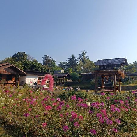 ม่วนใจ๋ปันสุข โฮมสเตย์แอนคาเฟ่ Muanjai Punsuk Homestay And Cafe Chom Thong Εξωτερικό φωτογραφία