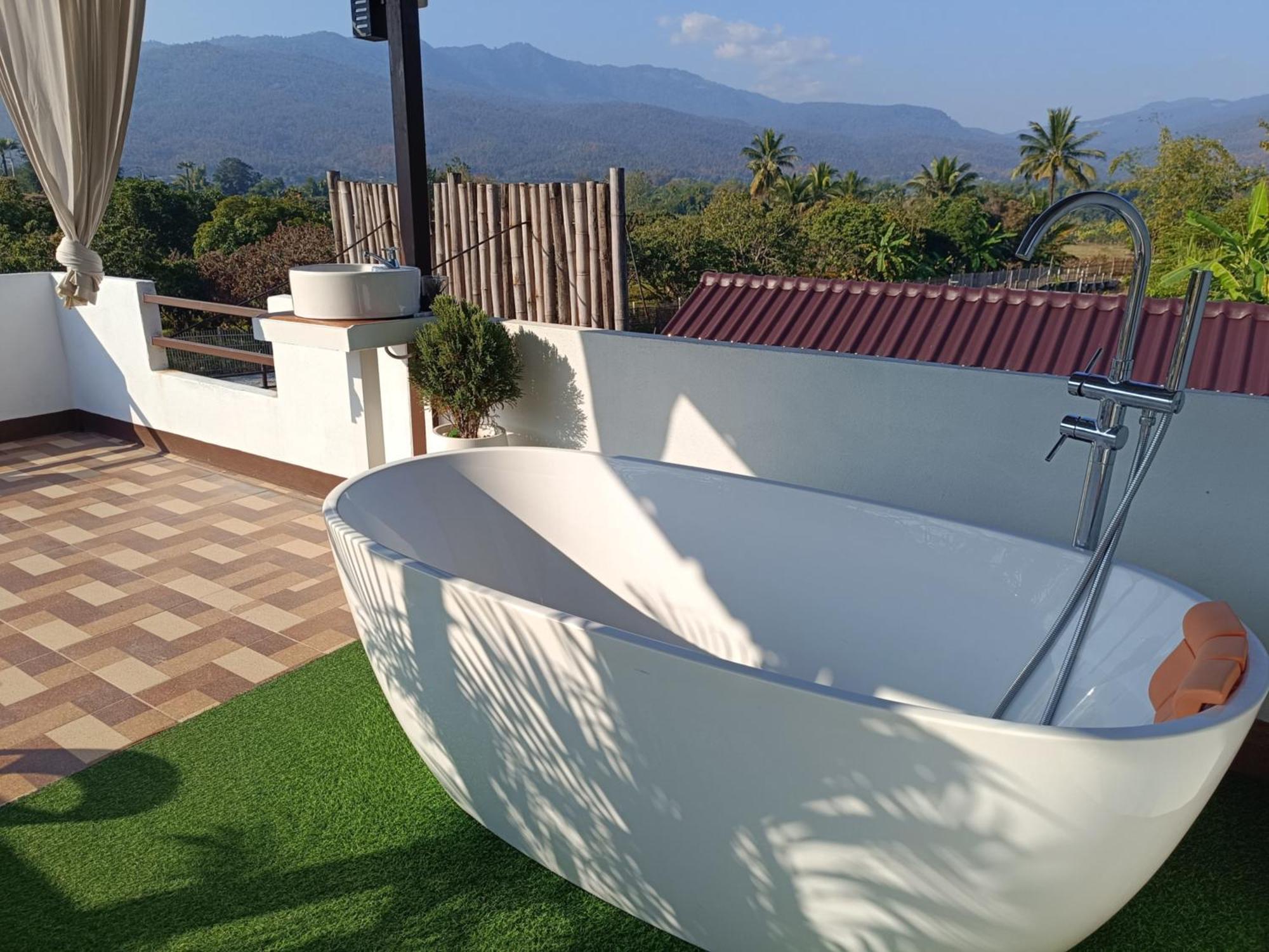 ม่วนใจ๋ปันสุข โฮมสเตย์แอนคาเฟ่ Muanjai Punsuk Homestay And Cafe Chom Thong Εξωτερικό φωτογραφία